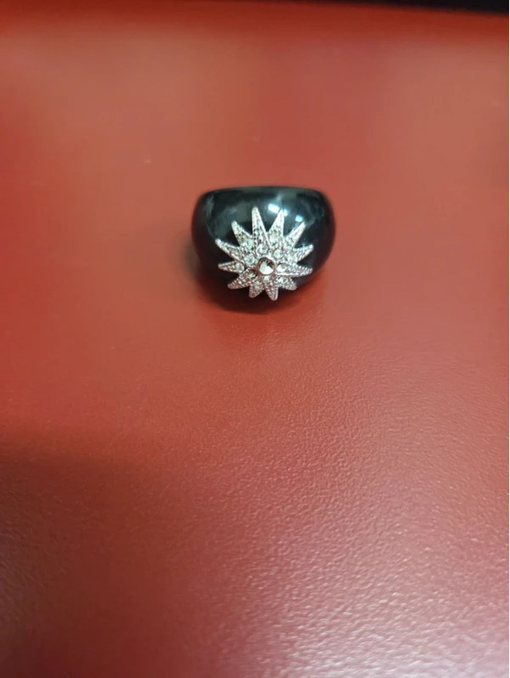 Fashion Ring. Size 6